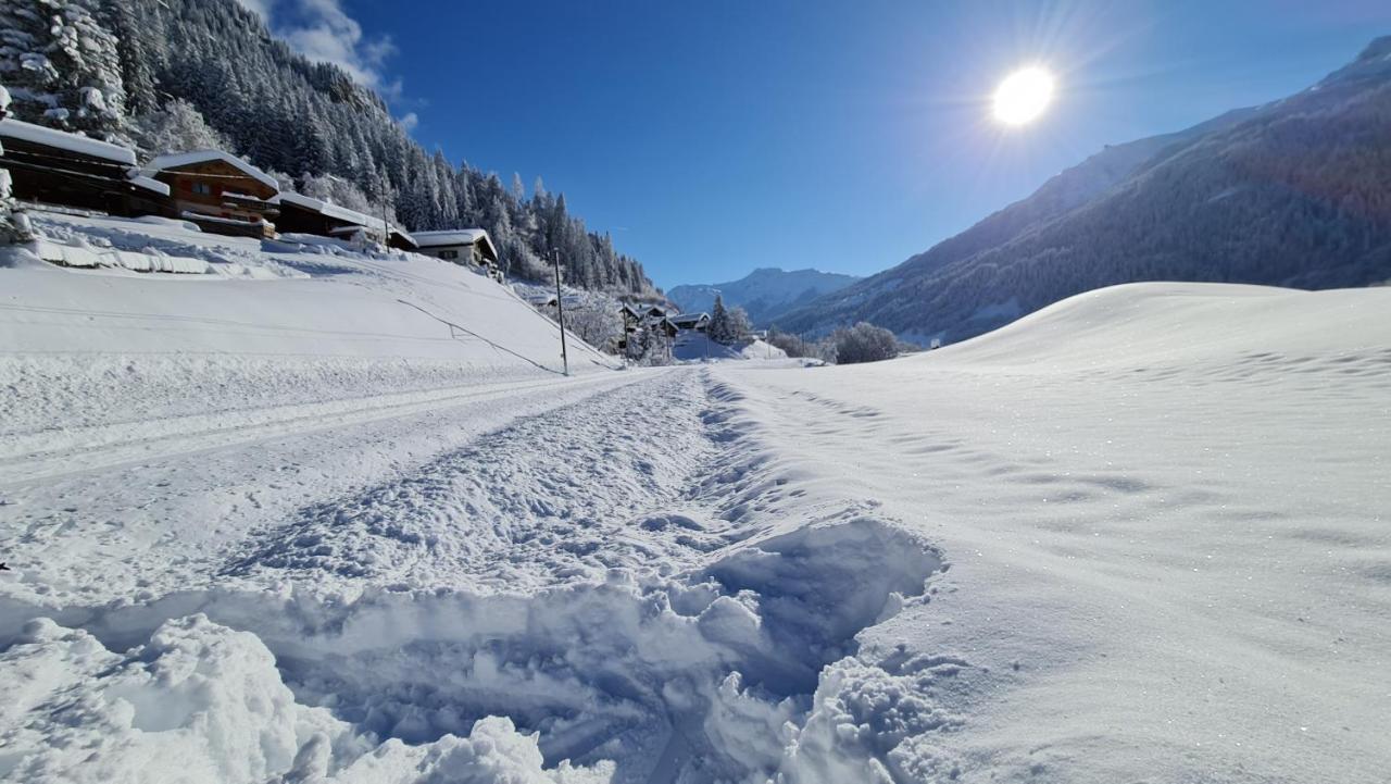 Ferienhaus & Ferienwohnung Winay Wayna Gotschna Blick Klosters Dış mekan fotoğraf