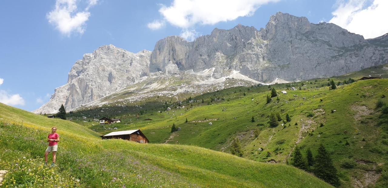 Ferienhaus & Ferienwohnung Winay Wayna Gotschna Blick Klosters Dış mekan fotoğraf