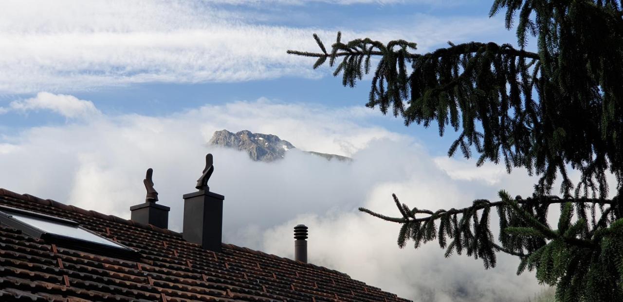 Ferienhaus & Ferienwohnung Winay Wayna Gotschna Blick Klosters Dış mekan fotoğraf