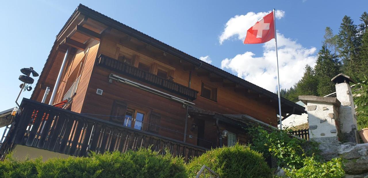 Ferienhaus & Ferienwohnung Winay Wayna Gotschna Blick Klosters Dış mekan fotoğraf